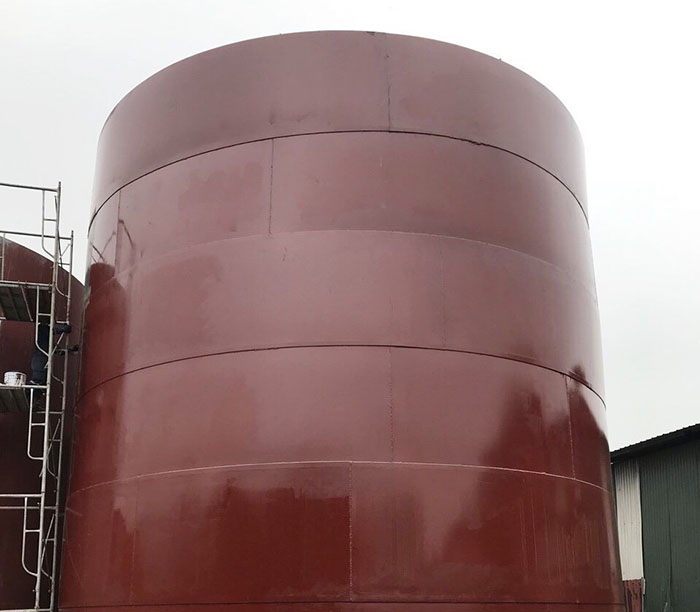 Industrial storage tank
